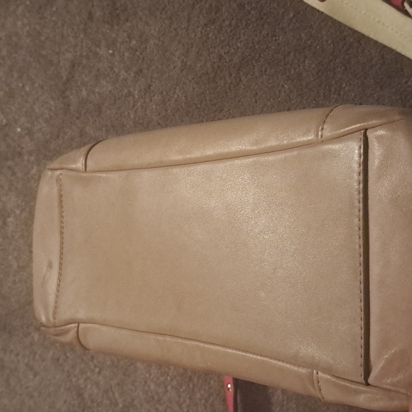Authentic Coach leather large purse tan leather with pink and red accents! - Picture 12 of 12